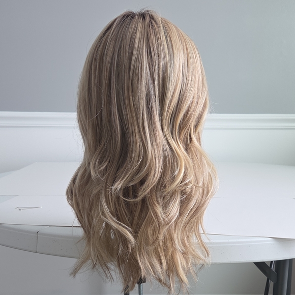 Belle Tress Laguna Beach Raw Sugar Blonde Wig Heat Friendly Medium Length Wavy - Picture 4 of 12